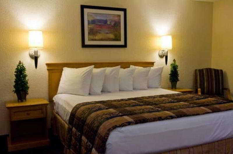 Motel 6 San Diego - Mission Valley Oda fotoğraf