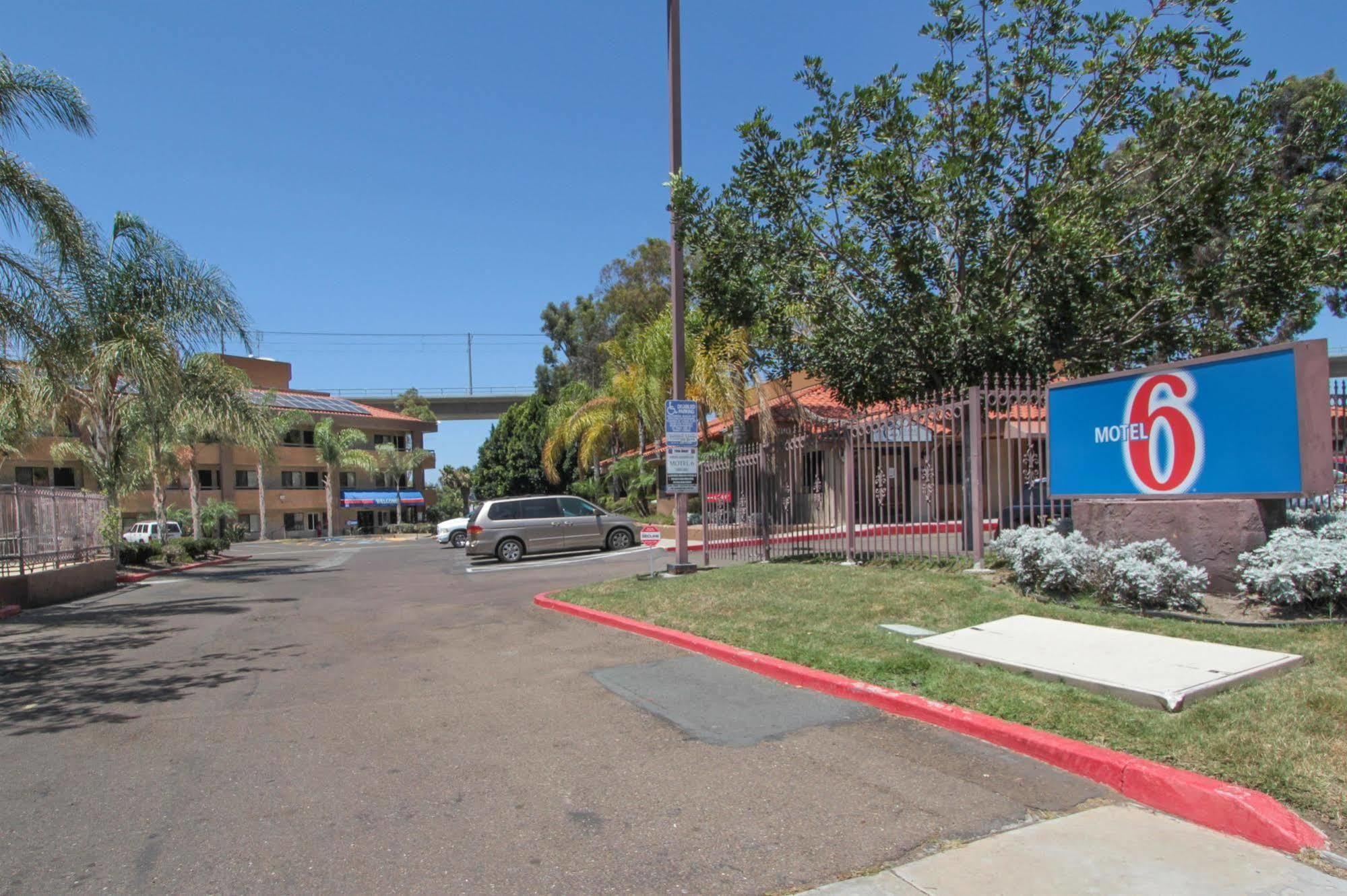 Motel 6 San Diego - Mission Valley Dış mekan fotoğraf