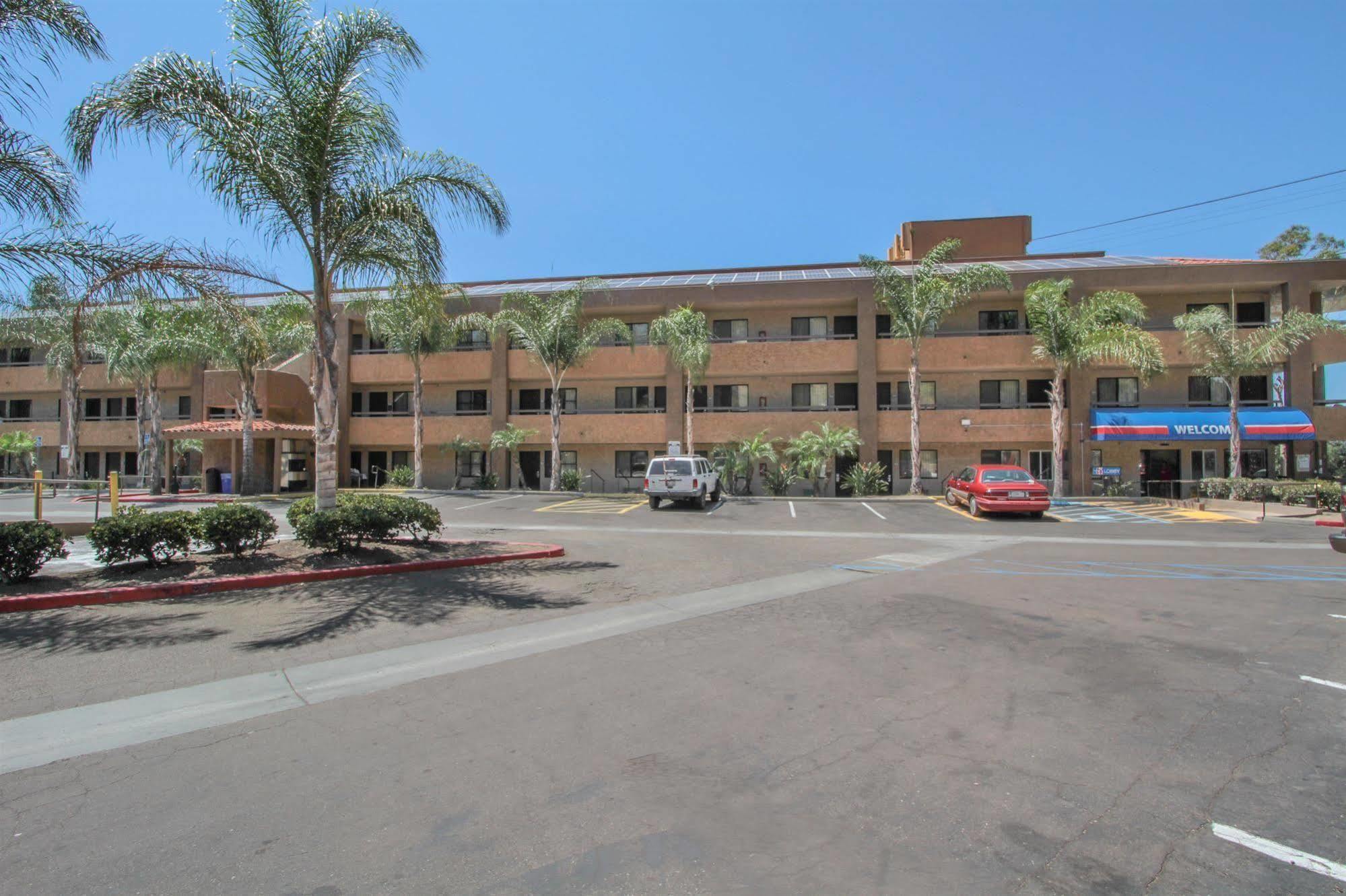 Motel 6 San Diego - Mission Valley Dış mekan fotoğraf