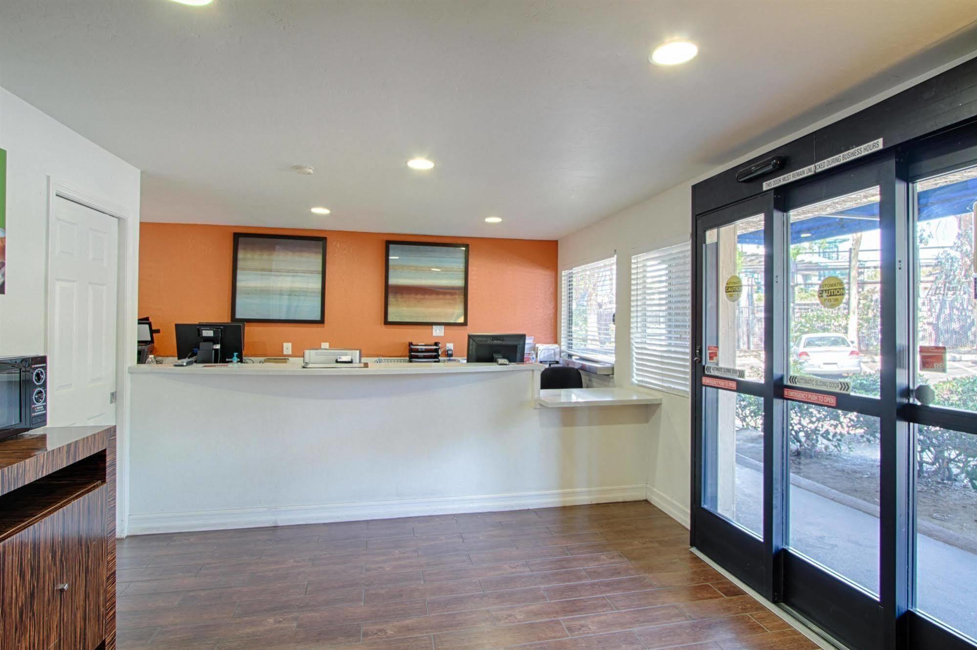 Motel 6 San Diego - Mission Valley Dış mekan fotoğraf
