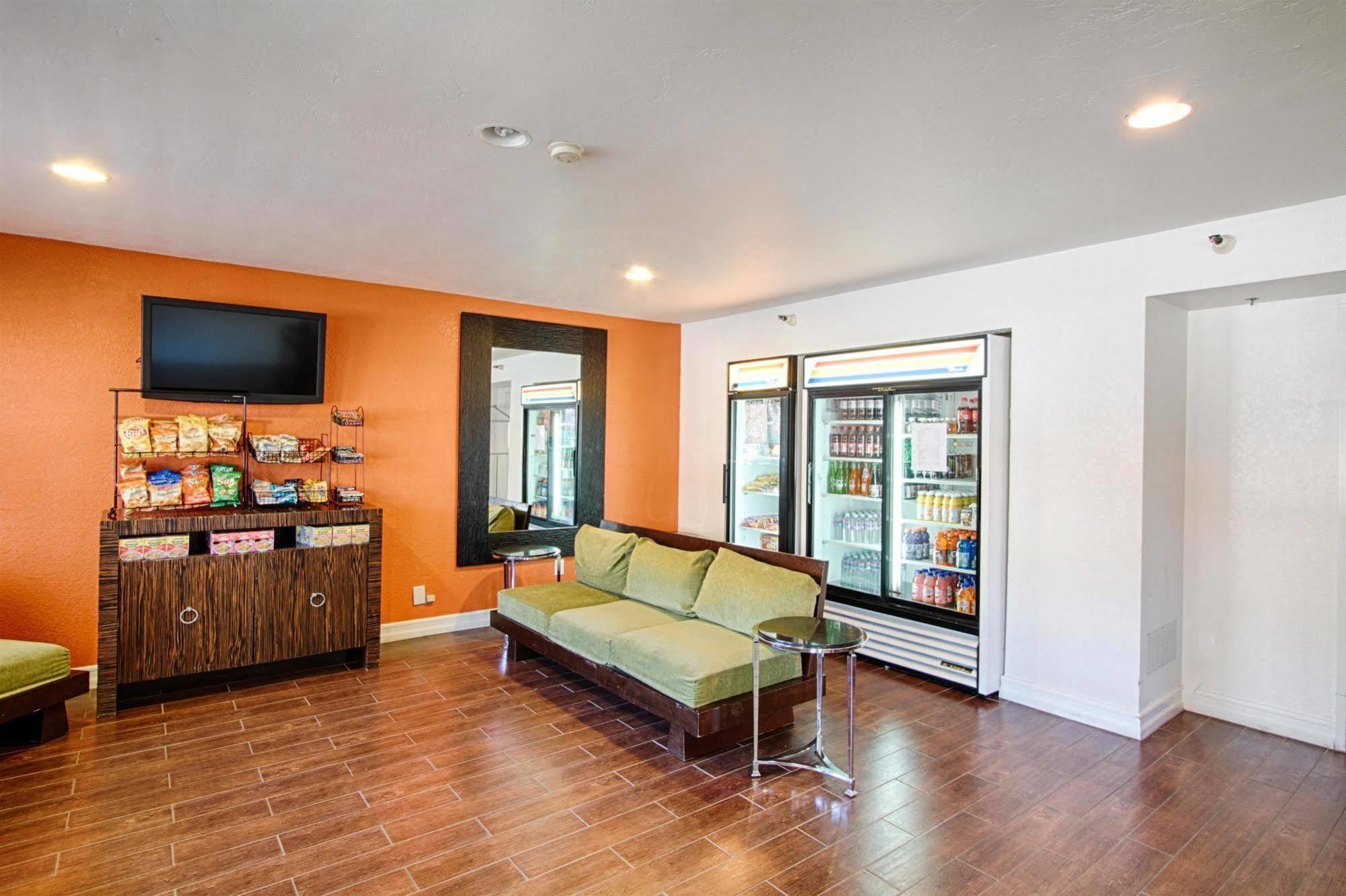 Motel 6 San Diego - Mission Valley Dış mekan fotoğraf